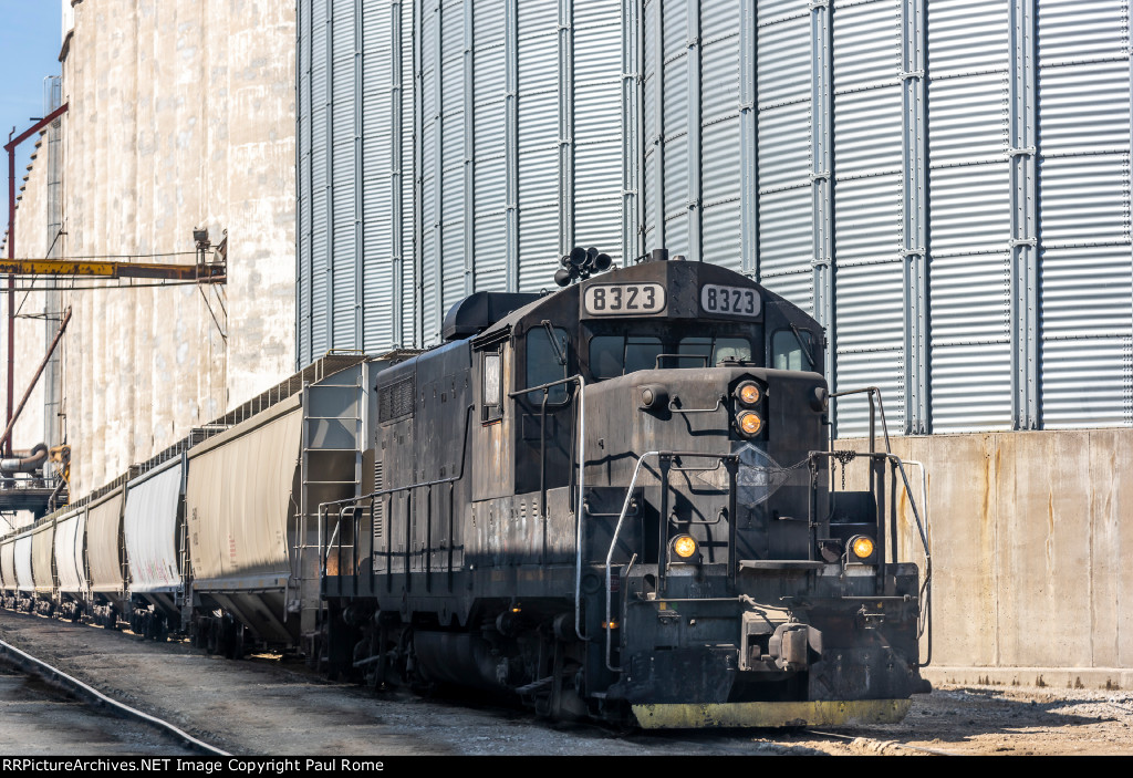 AGPX 8323, EMD GP10, ex PAL 8323, ex ICG 7715, ex GP9 CO 5910, working the AG Processing plant